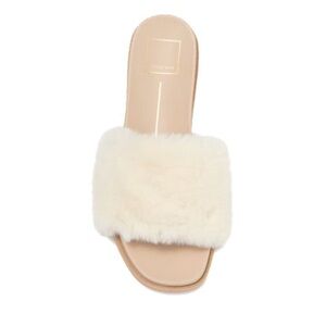 Dolce Vita Women’s Faux fur slide open toe ivory